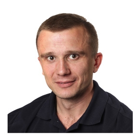 ДенисМенеджер по работе с клиентами